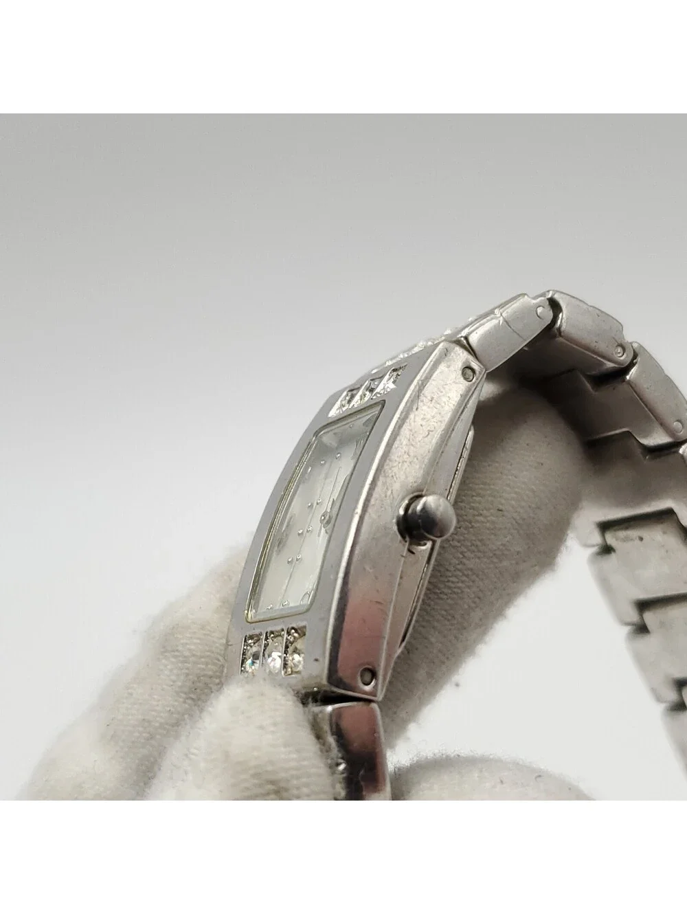 Daisy Fuentes Rhinestone Quartz 18mm Womens Rectangle Watch New Battery 6.5